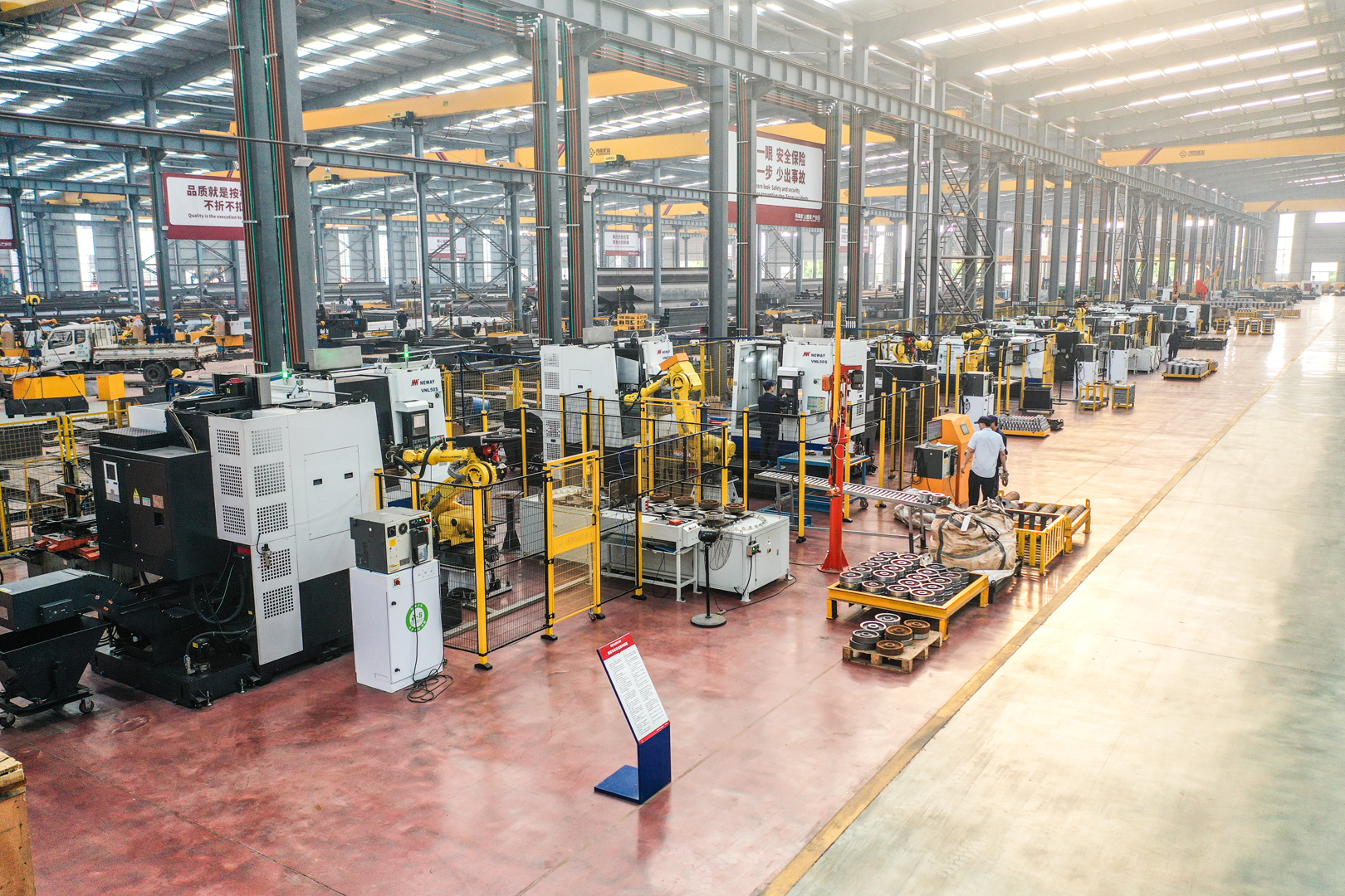 Finishing-Shop for Crane Manufacturer