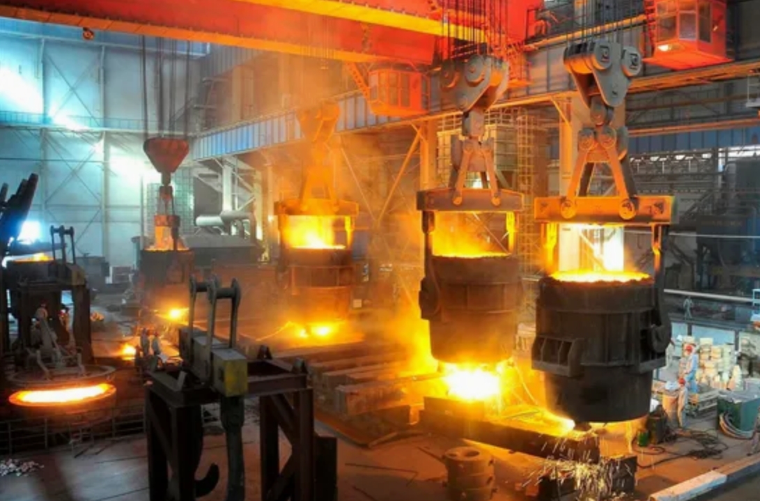 Four-Girder Cast Charging Crane factory