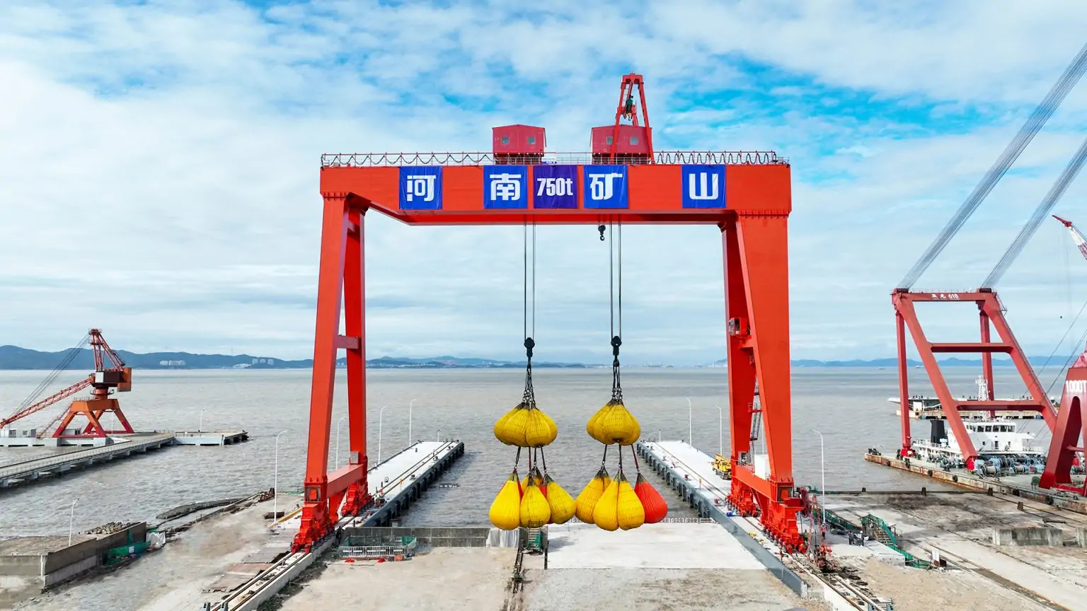 Case Study: Gantry Cranes for Mines in Henan