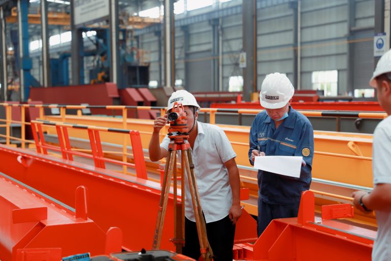 Special Crane for Carbon-Based New Materials & Anode Material Production