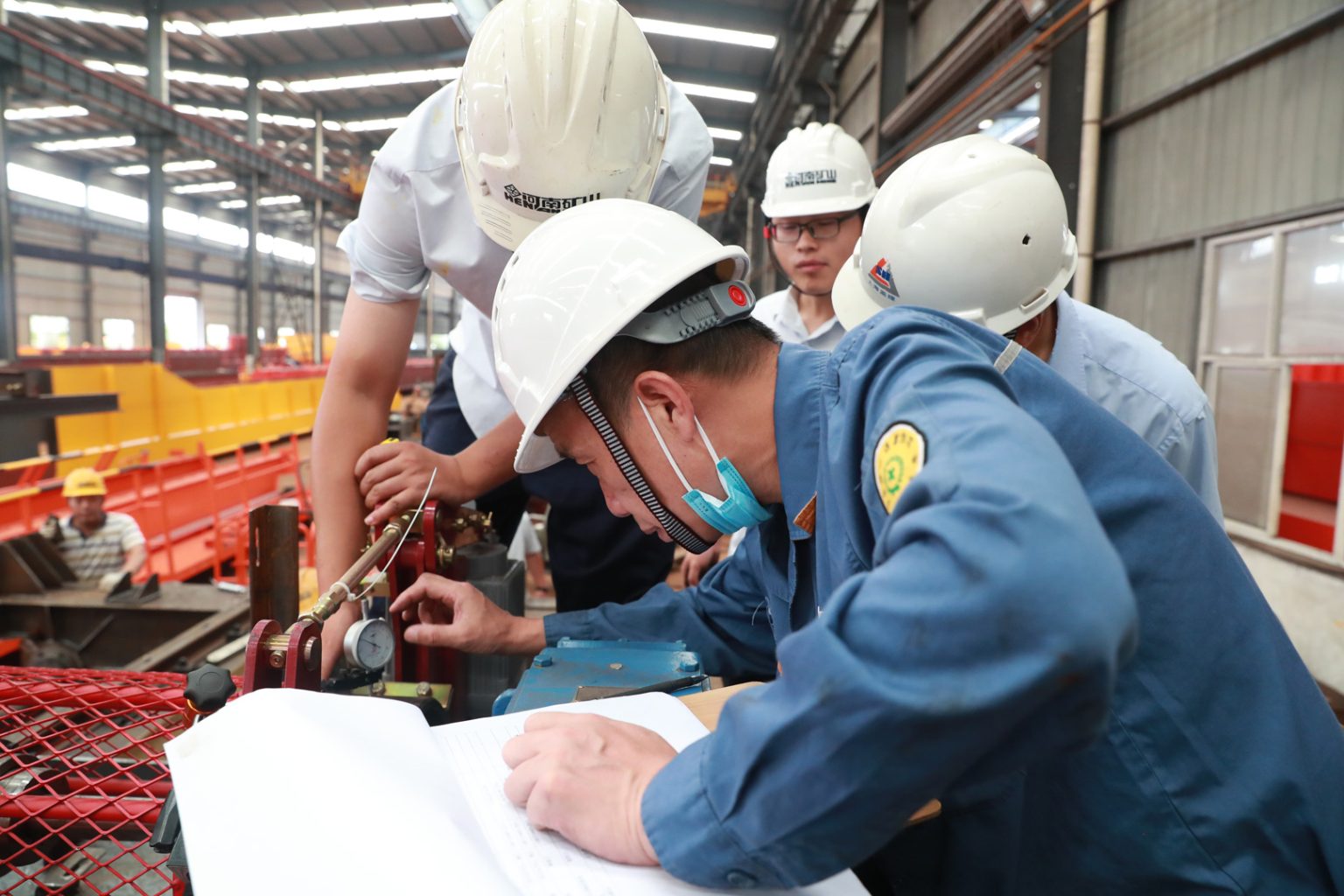 Special Crane for Carbon-Based New Materials & Anode Material Production