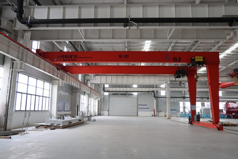 Single Girder Semi-Gantry Crane from Henan Mine Crane Factory
