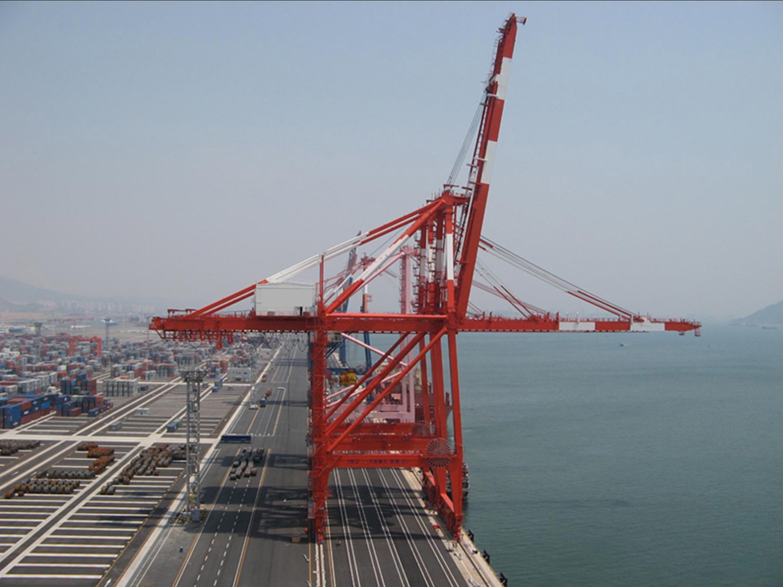 Ship-to-Shore Crane manufactured by Henan Mine Crane,
