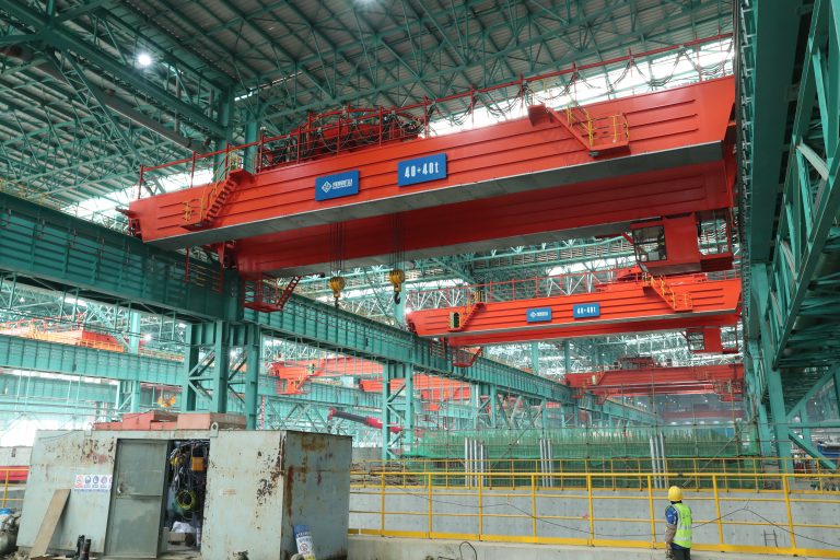 Upper Rotating Magnetic Electromagnetic Overhead Crane Henan Mine Factory supply