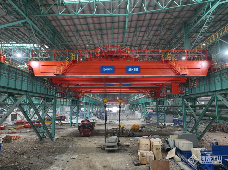 Upper Rotating Magnetic Electromagnetic Overhead Crane Henan Mine Factory supply