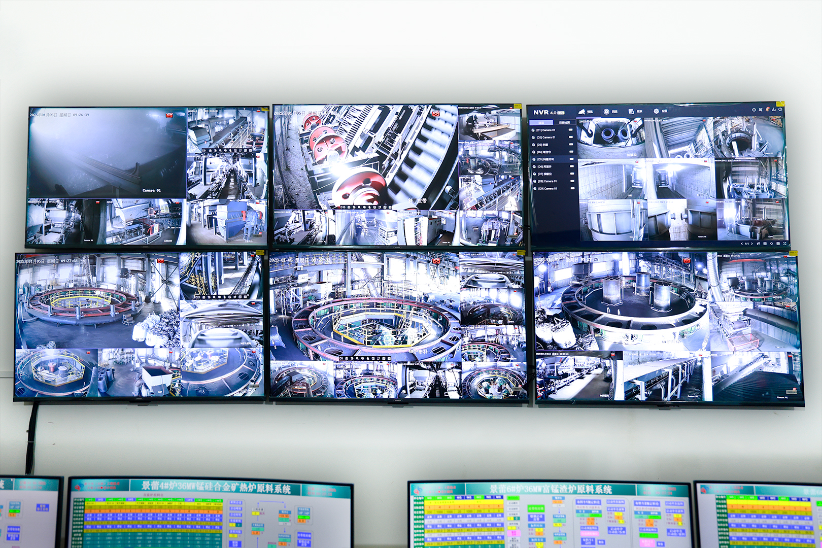 Overhead double girder cranes for steel mills