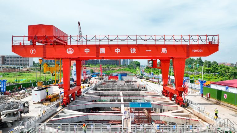 reliable gantry crane supplier