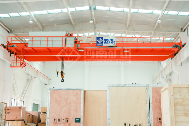 600 ton overhead crane