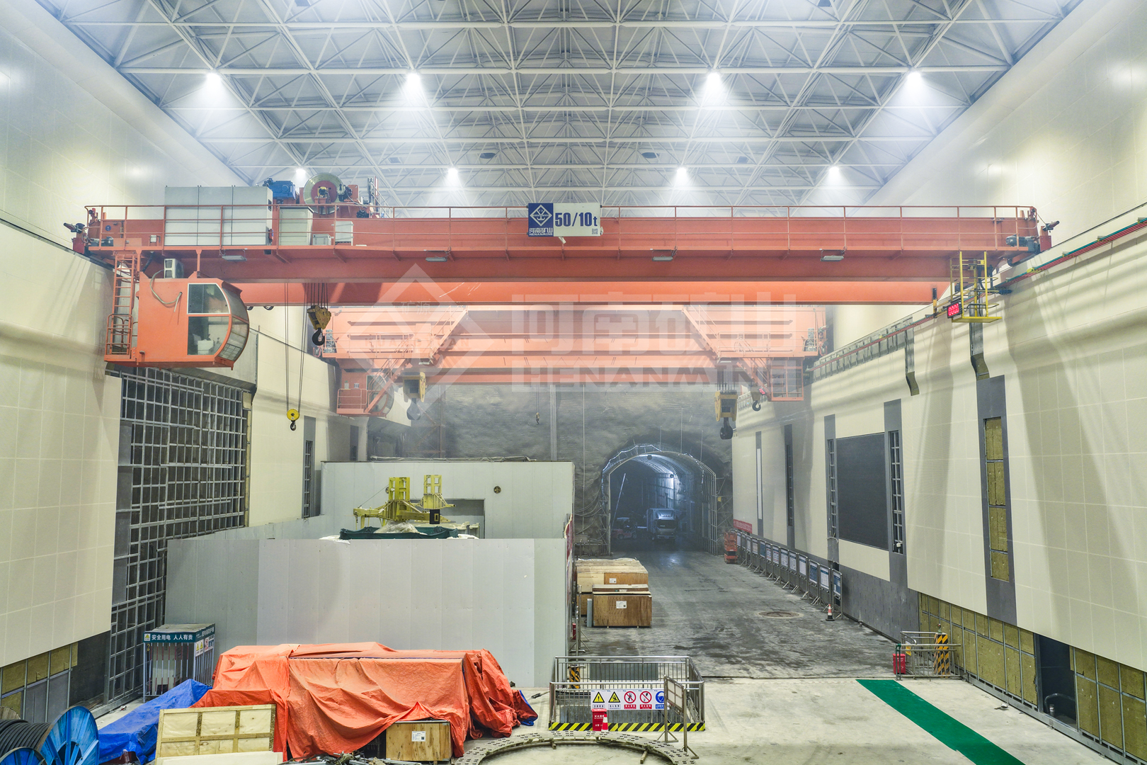 600 ton overhead crane