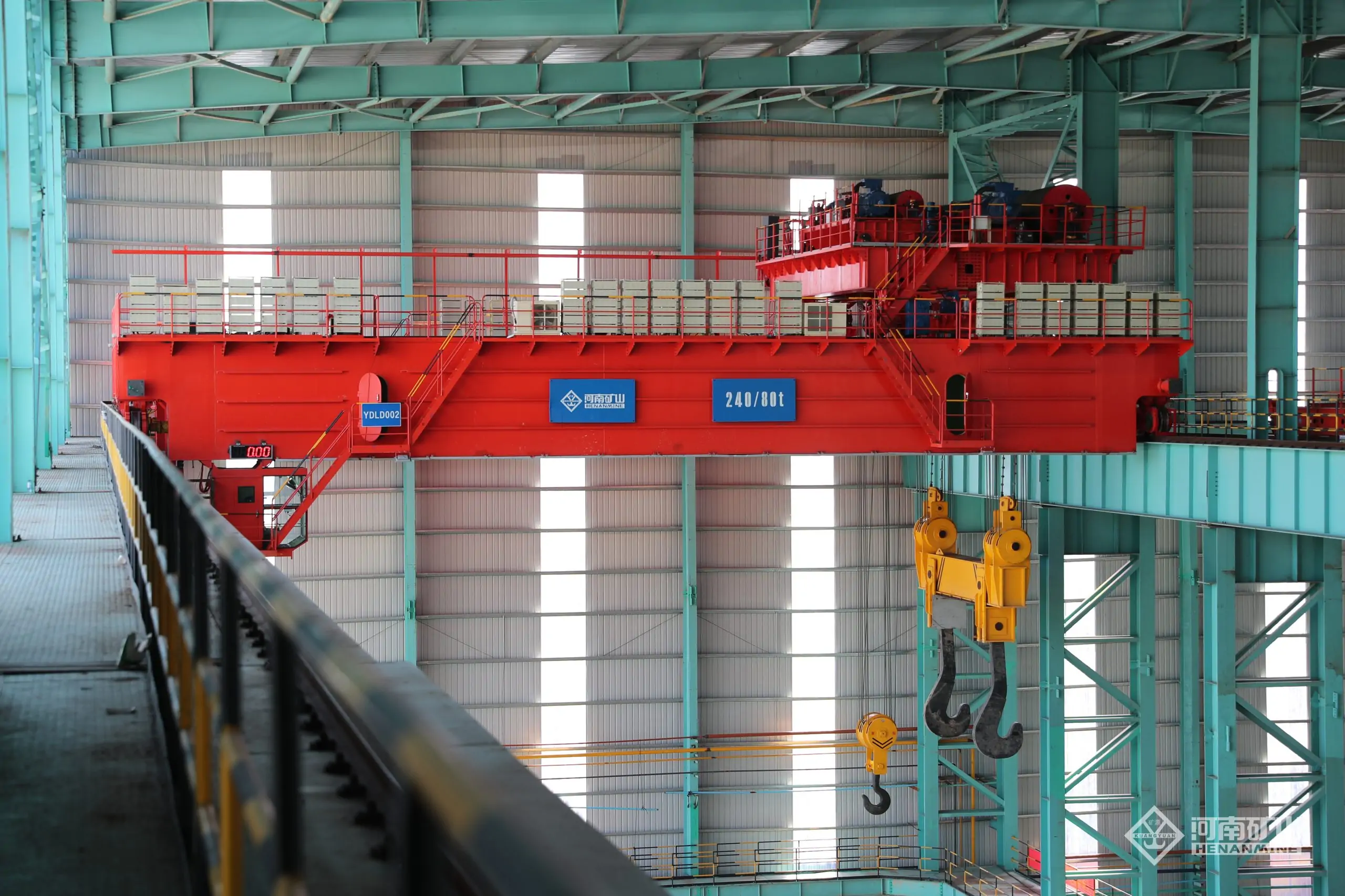 Henan Mine Crane metallurgical casting crane with heat protection in a steel plant