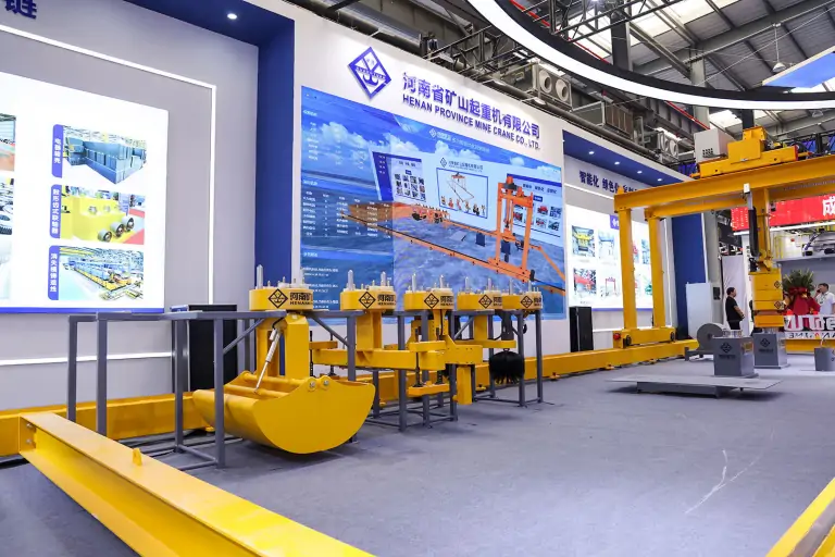 global crane equipment suppliers