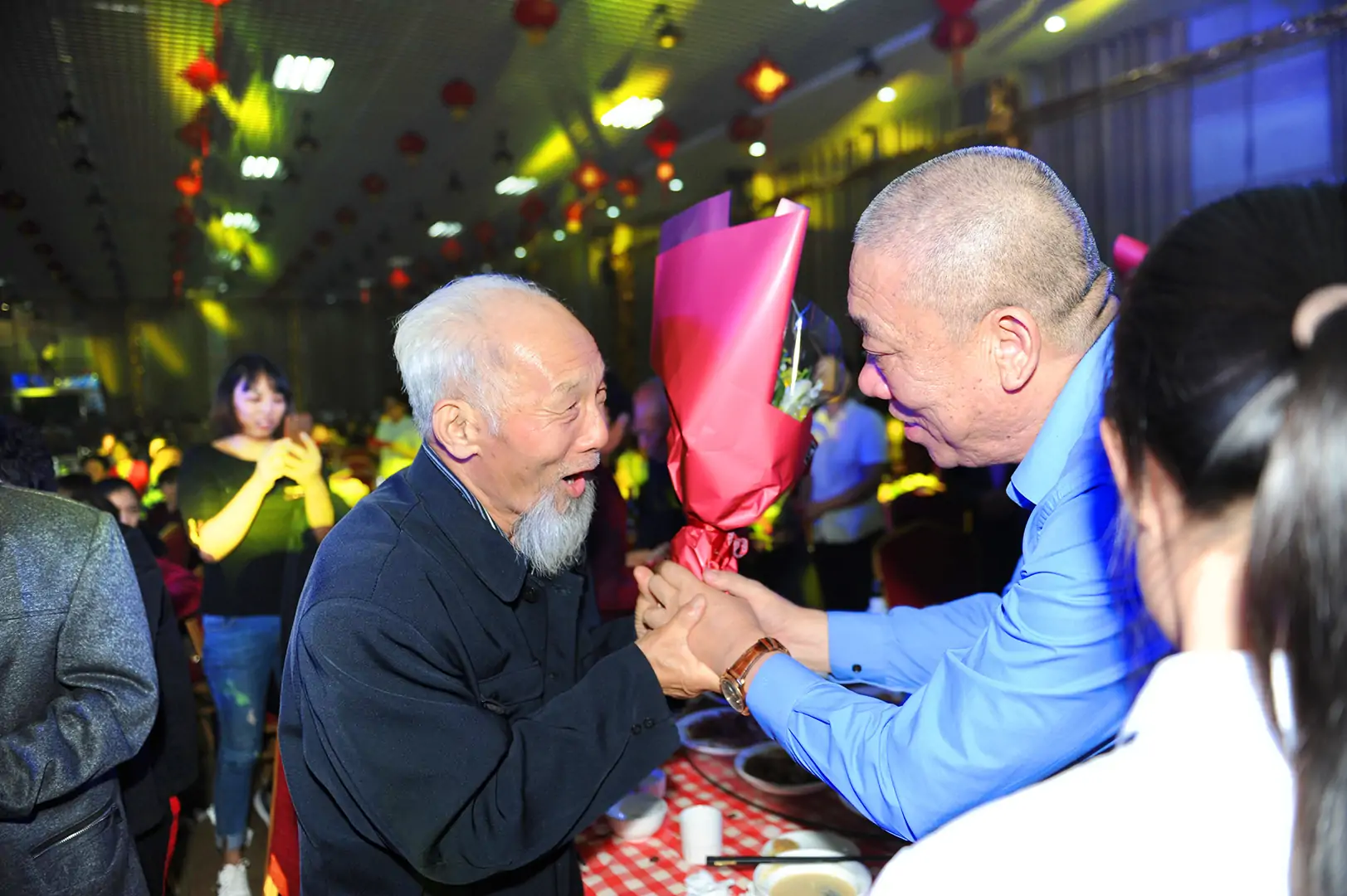 Henan Mine Crane warm hearted employee welfare