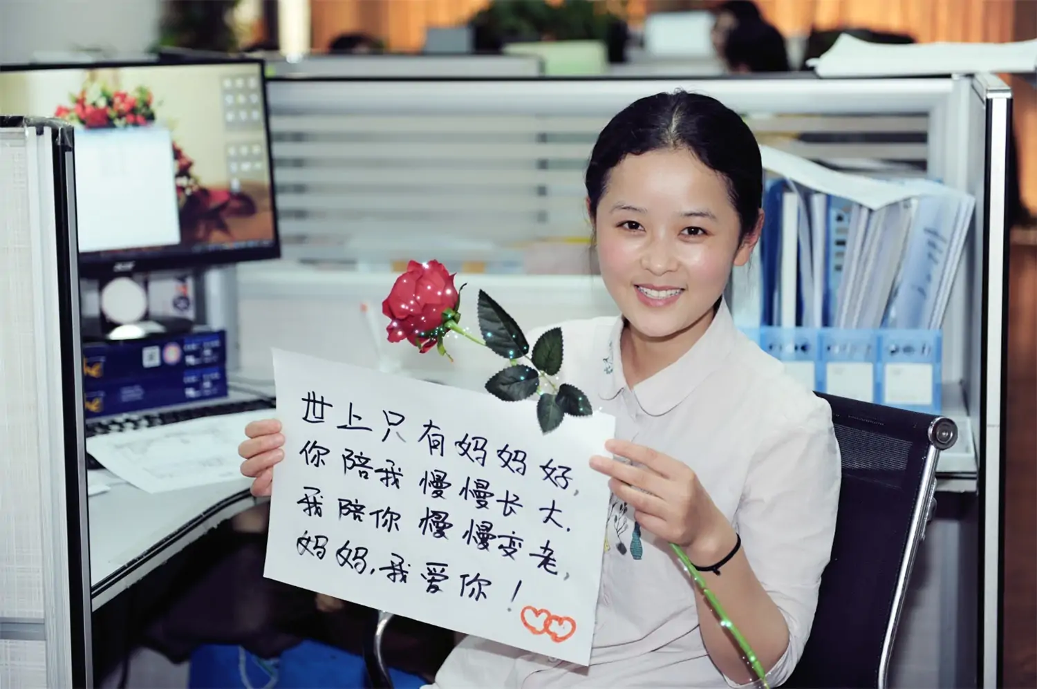 Henan Mine Crane's Mother's Day Gratitude Campaign