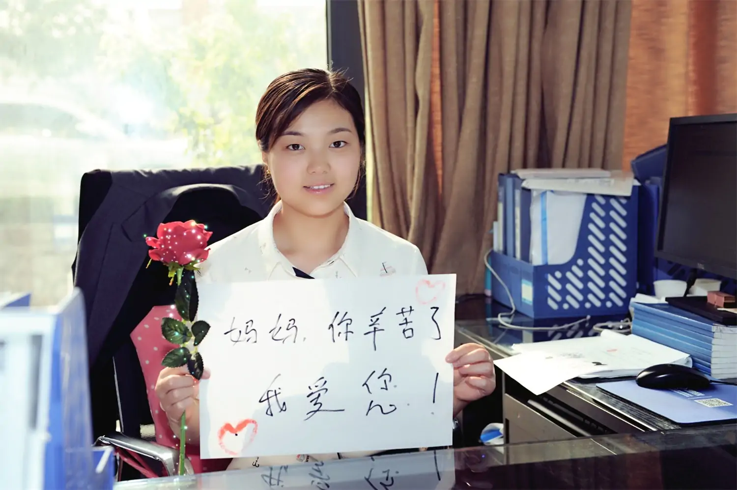 Henan Mine Crane's Mother's Day Gratitude Campaign