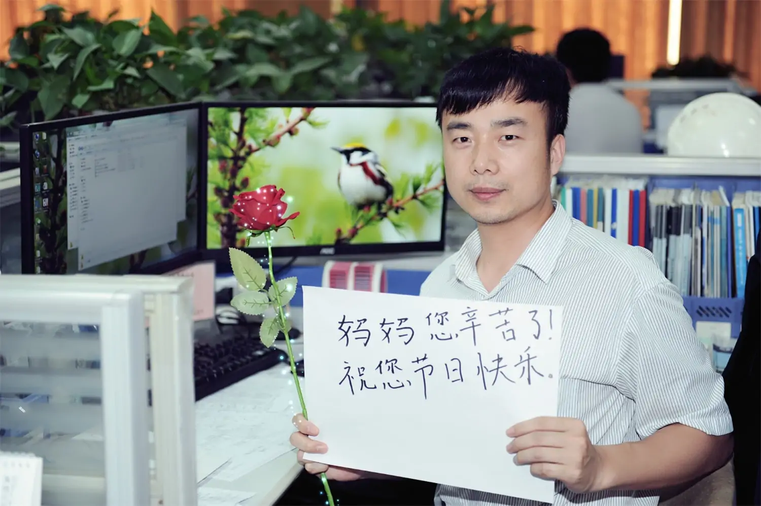 Henan Mine Crane's Mother's Day Gratitude Campaign