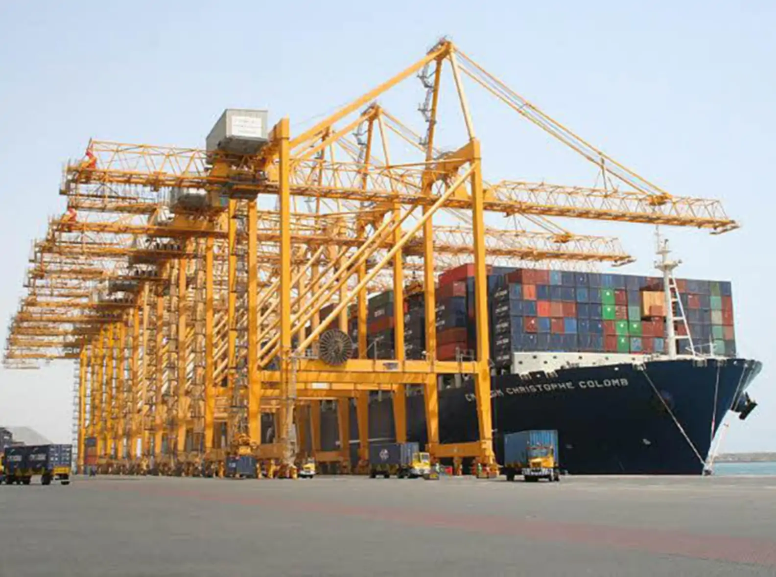 Ship-to-Shore Crane manufactured by Henan Mine Crane,