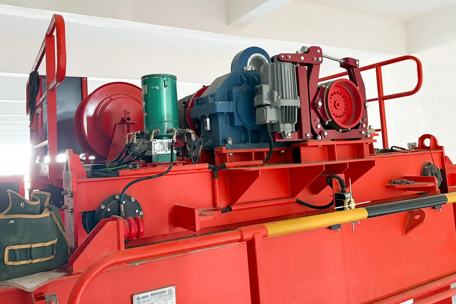 Automatic grab crane made by Henan Mine Crane factory