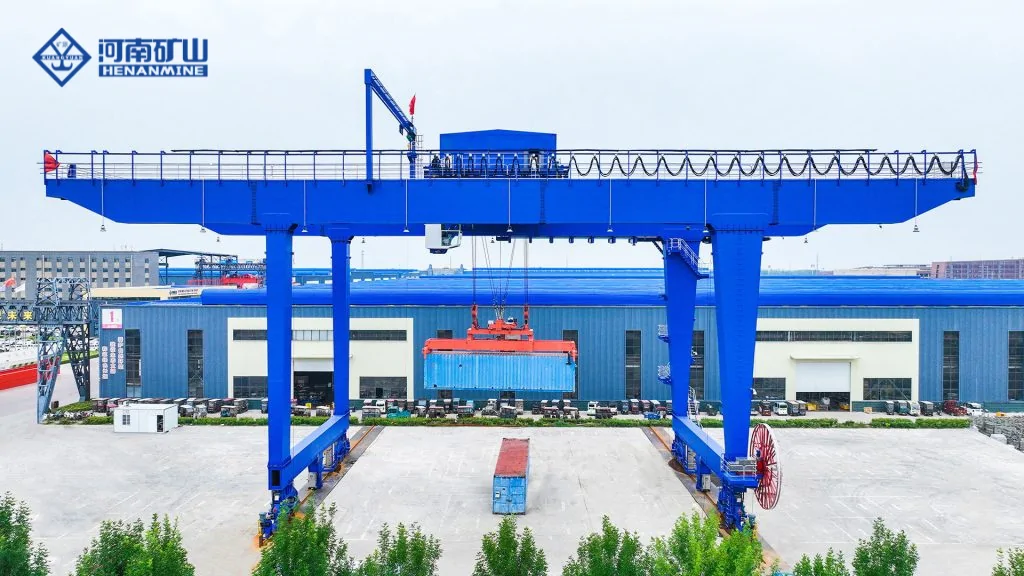 port handling container crane