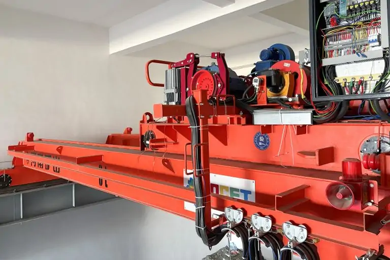 Automatic grab crane made by Henan Mine Crane factory