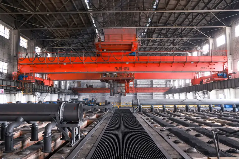 Multifunctional Suction Crane for Aluminum Electrolysis