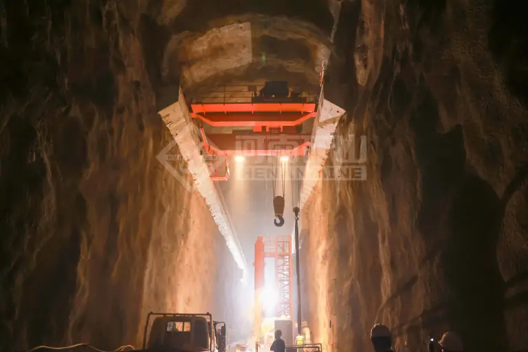 600 ton overhead crane