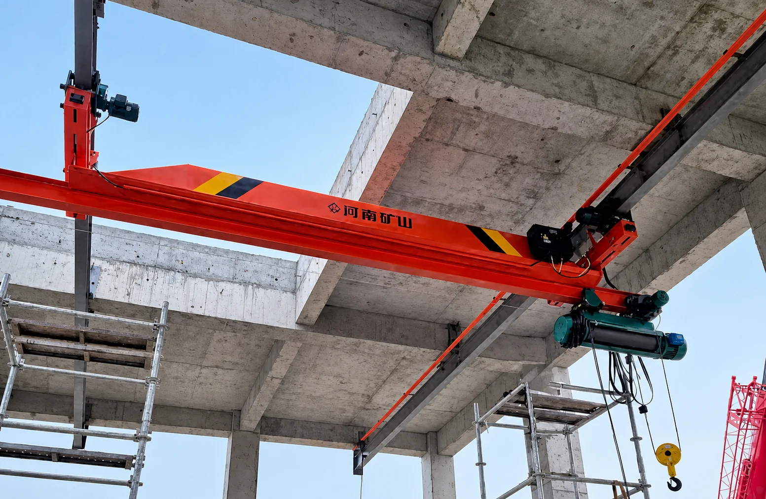 Dedicated Crane for Cross-River Bridge Construction