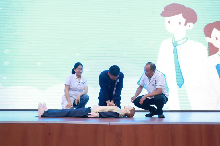 workplace safety training for crane manufacturer